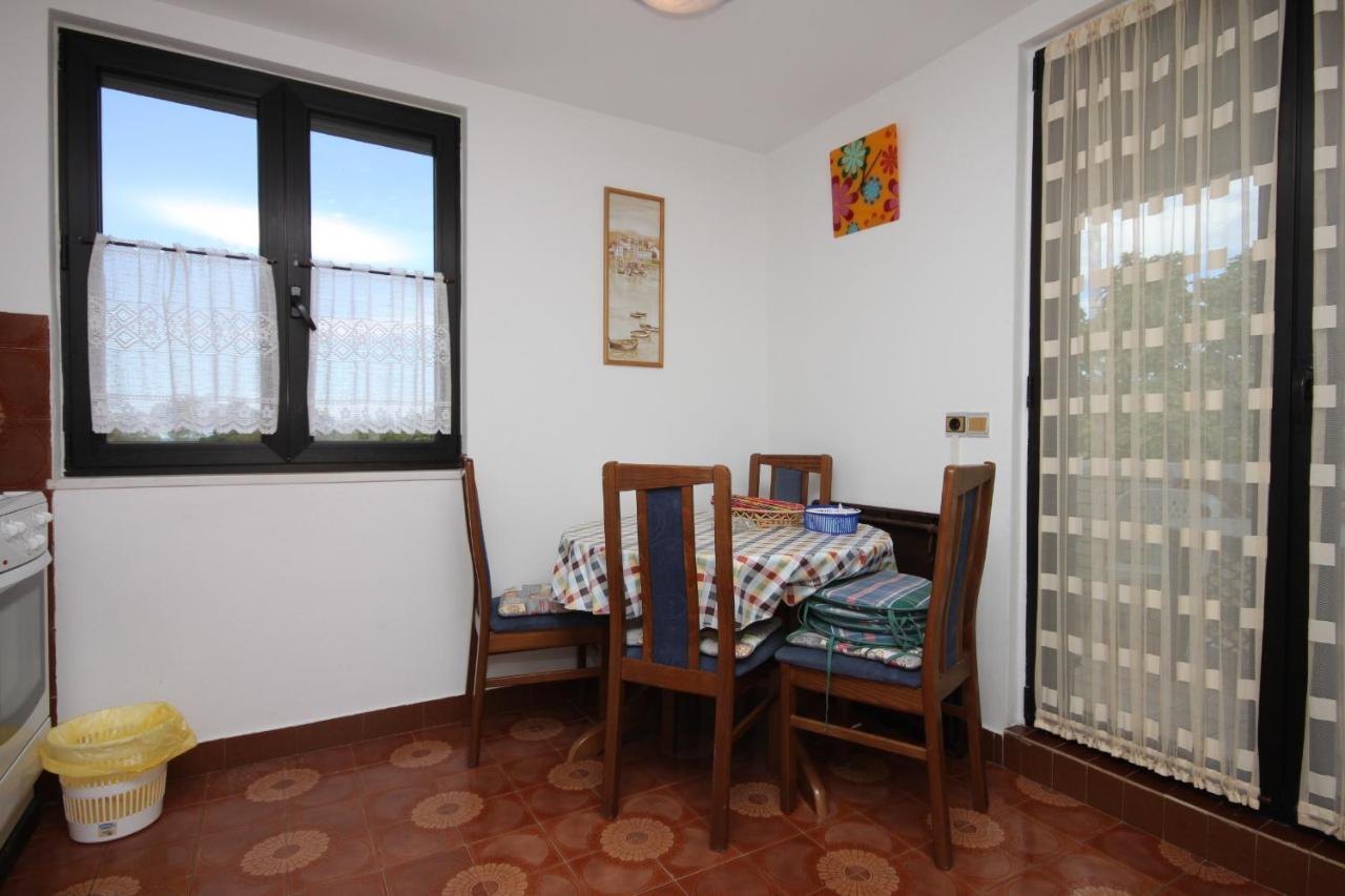 Apartments With A Parking Space Zambratija, Umag - 7059 מראה חיצוני תמונה